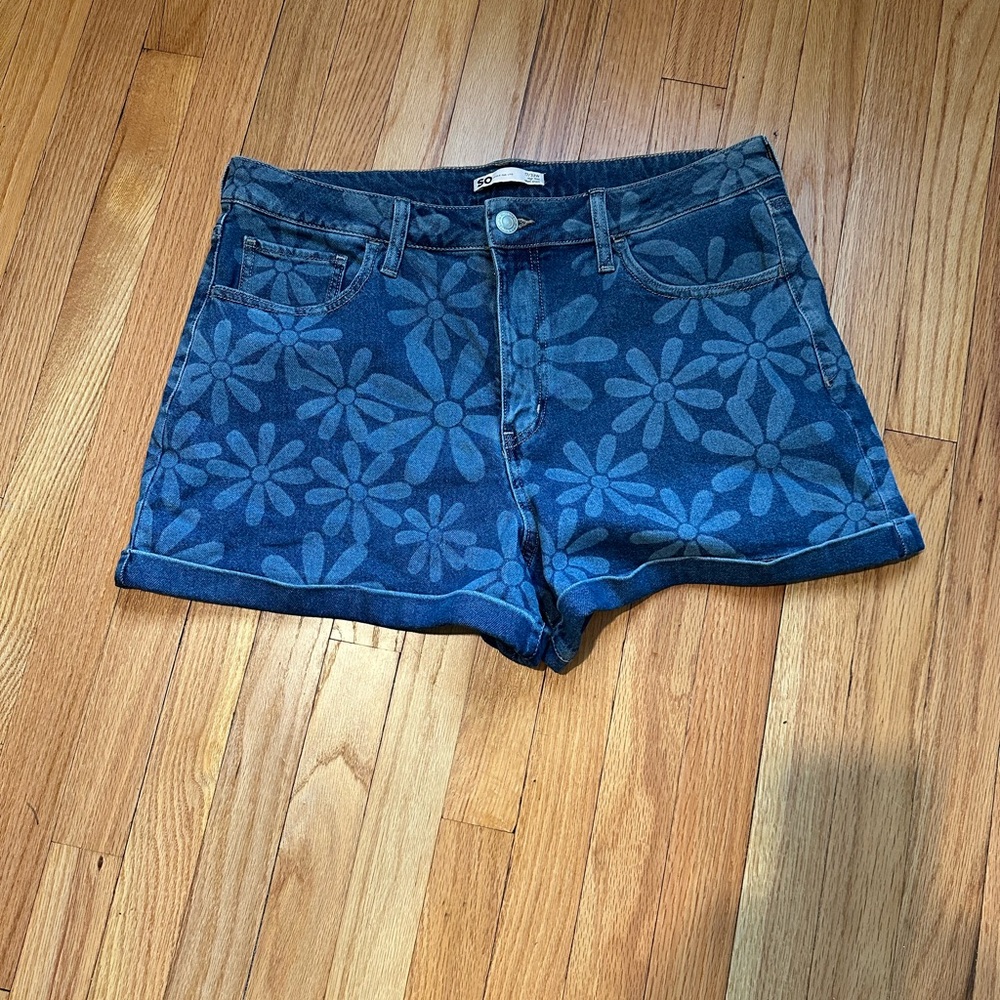 SO shorts, cuffed bottom, dark wash floral print.